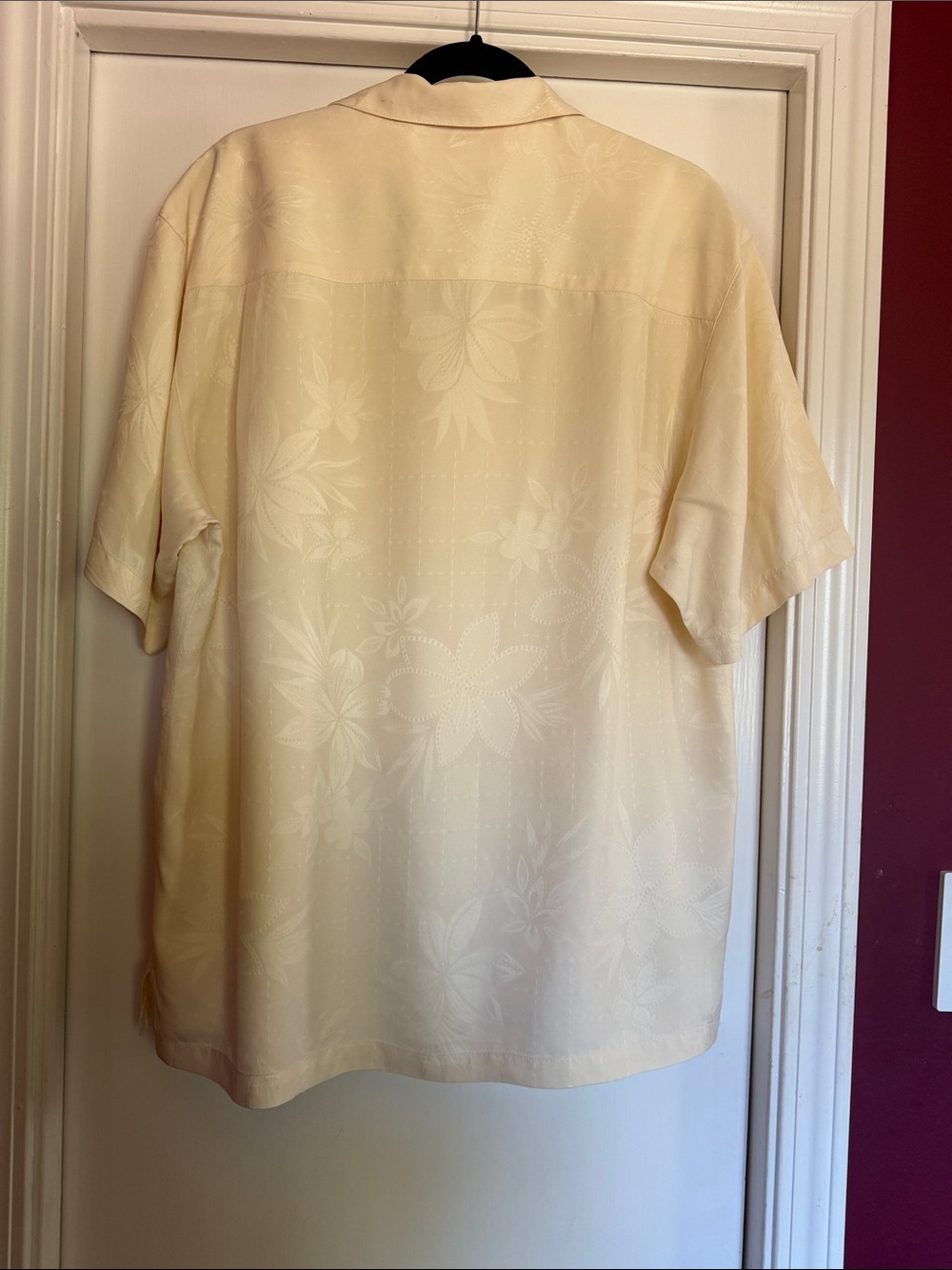 Tommy Bahama Cream Tropical Button-Down Short Sleeve Shirt - Picture 6 of 8